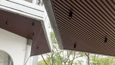 Giá Trần Nhựa Giả Gỗ