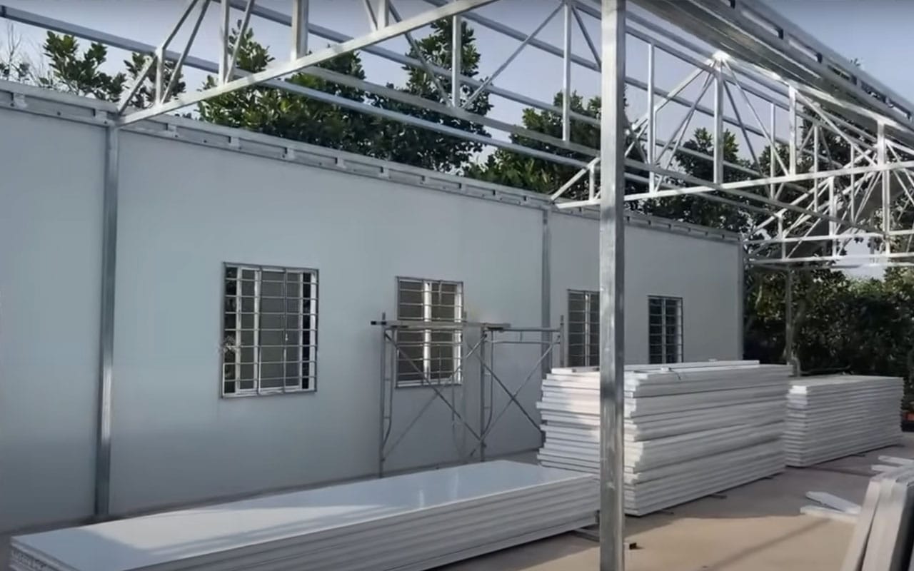 Nhà Tiền Chế Khung Thép Vách Panel nha khung thep vach panel hinh7
